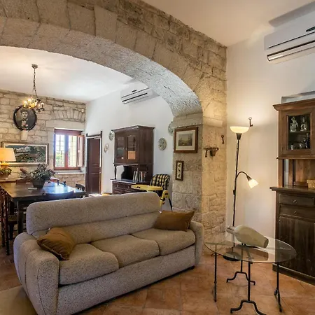 Casale Della Contea * 卡萨帕帕