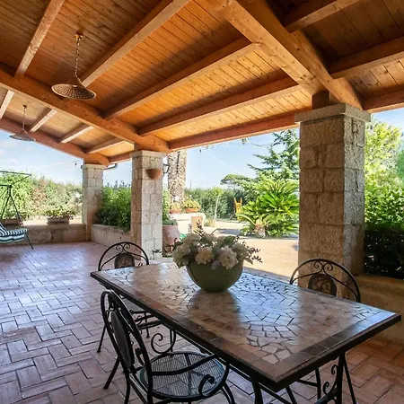 Dom wakacyjny Casale Della Contea Casa Papa